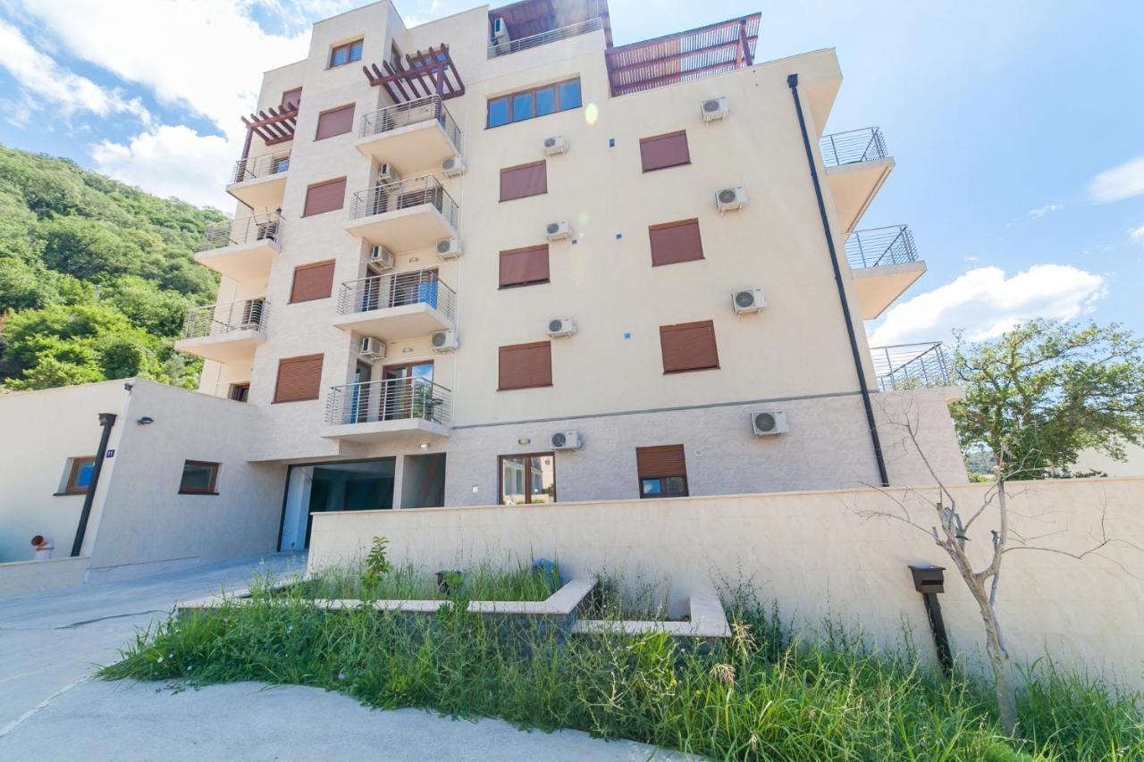 Welcome Apartments Petrovac Exteriör bild